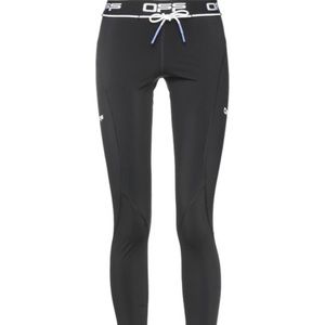 Off-White c/o Virgil Abloh